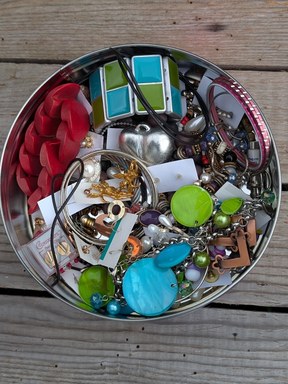 Vintage To Modern Costume Jewelry 1 Lb 10 oz Lot Wearable